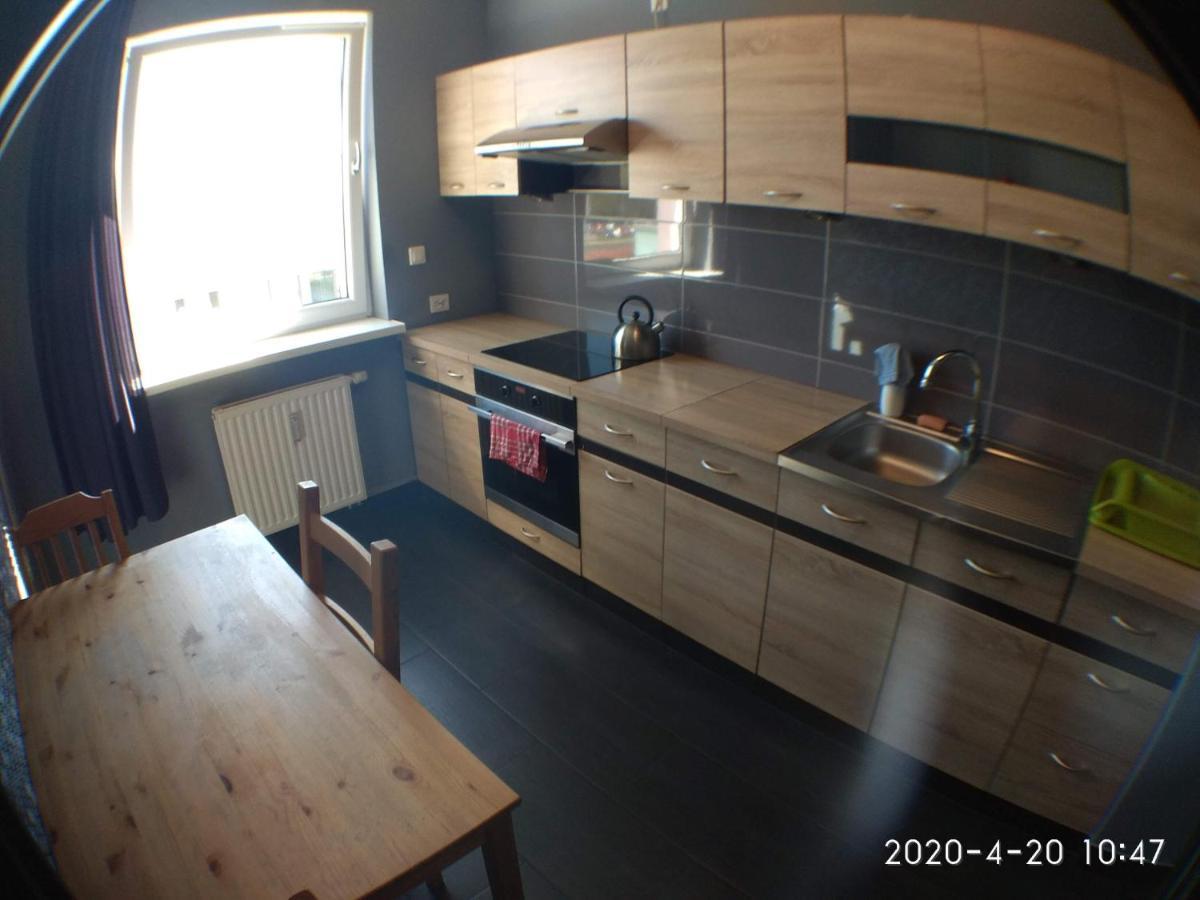2060 Zwyciestwa 5G - Tanie Pokoje W Apartamencie - Samodzielne Zameldowanie - Self Check In Poznan Ngoại thất bức ảnh