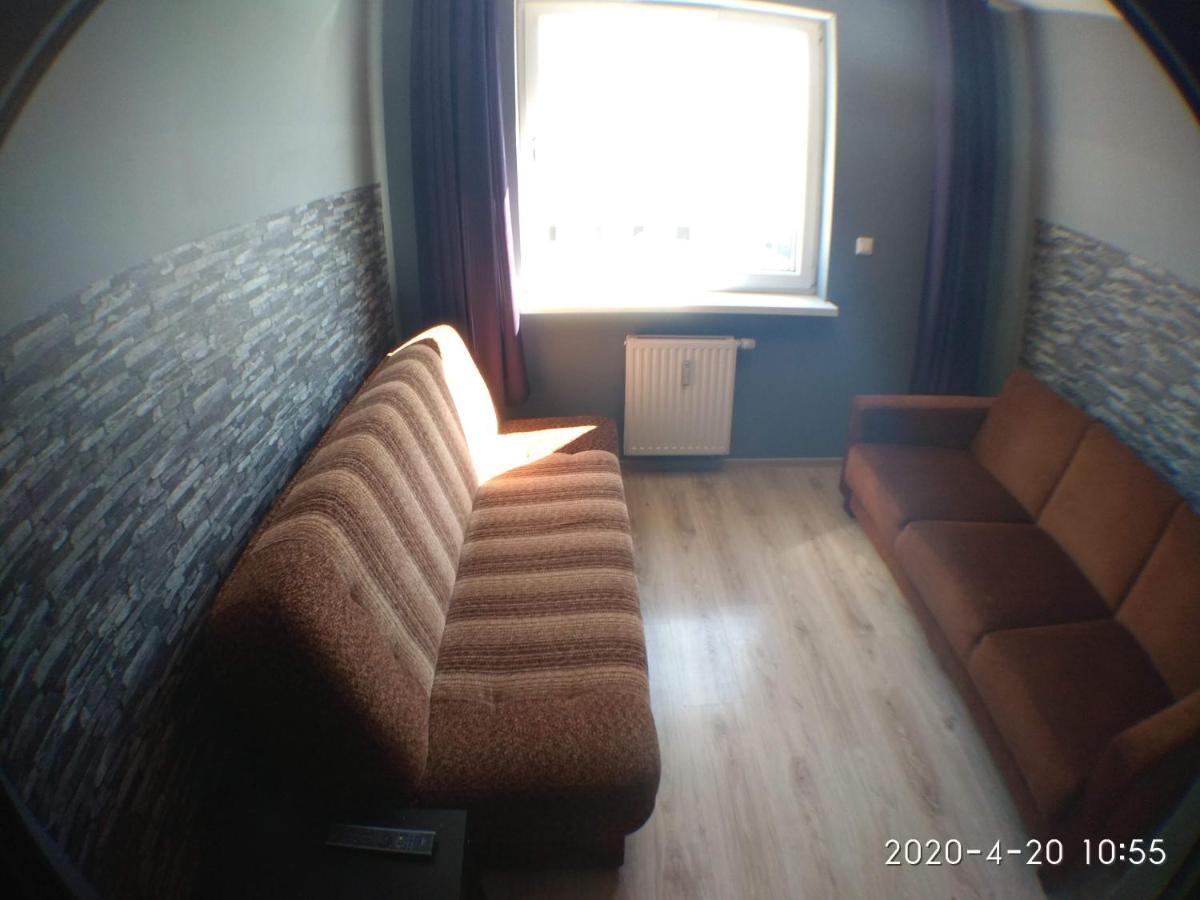 2060 Zwyciestwa 5G - Tanie Pokoje W Apartamencie - Samodzielne Zameldowanie - Self Check In Poznan Ngoại thất bức ảnh