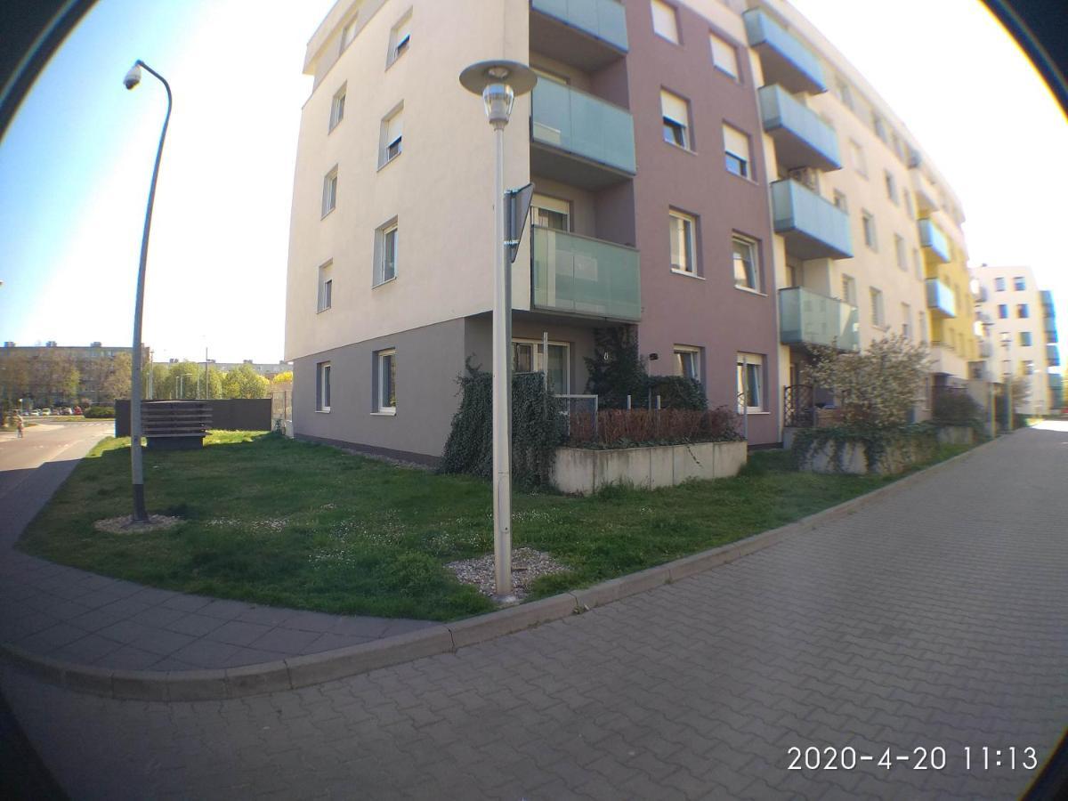 2060 Zwyciestwa 5G - Tanie Pokoje W Apartamencie - Samodzielne Zameldowanie - Self Check In Poznan Ngoại thất bức ảnh