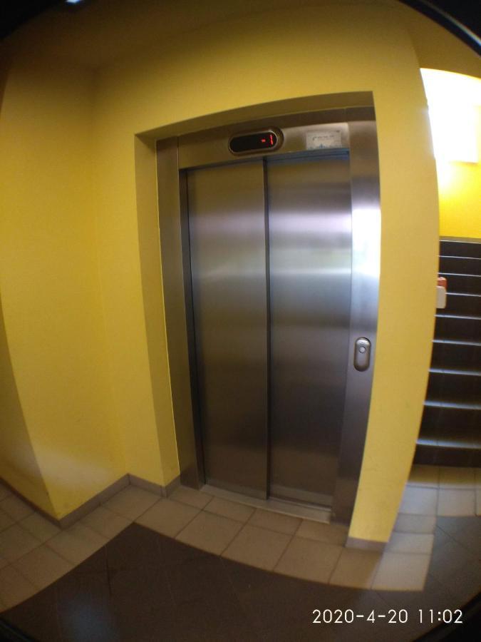 2060 Zwyciestwa 5G - Tanie Pokoje W Apartamencie - Samodzielne Zameldowanie - Self Check In Poznan Ngoại thất bức ảnh